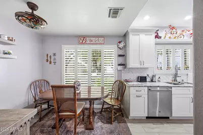 5200 S Lakeshore Drive #116, Tempe, AZ 85283 - Photo 6
