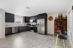 1905 E Illini St, Phoenix, AZ 85040 - Photo 8