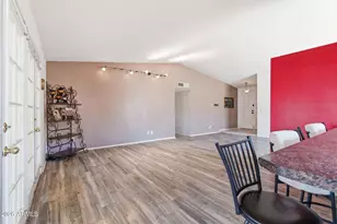 721 E Brentrup Dr, Tempe, AZ 85283 - Photo 6