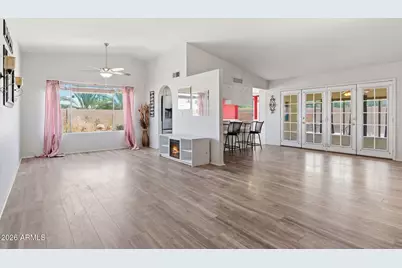 721 E Brentrup Drive, Tempe, AZ 85283 - Photo 2