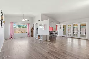 721 E Brentrup Dr, Tempe, AZ 85283 - Photo 2