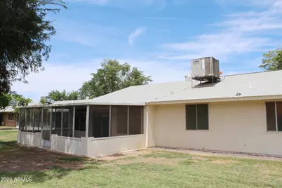 10207 W Kingswood Circle, Sun City, AZ 85351 - Photo 30