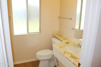 10207 W Kingswood Circle, Sun City, AZ 85351 - Photo 16