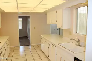 10207 W Kingswood Cir, Sun City, AZ 85351 - Photo 14