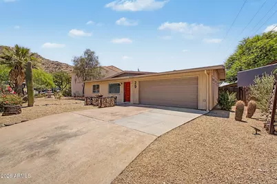 29 E Foothill Drive, Phoenix, AZ 85020 - Photo 2