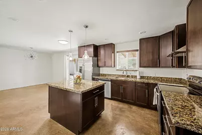 29 E Foothill Drive, Phoenix, AZ 85020 - Photo 12