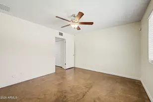29 E Foothill Dr, Phoenix, AZ 85020 - Photo 20