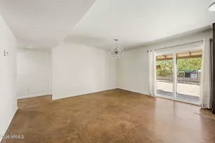 29 E Foothill Dr, Phoenix, AZ 85020 - Photo 8