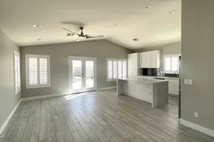4625 E Dry Creek Rd, Phoenix, AZ 85044 - Photo 8