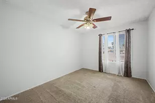 3753 W Dalphin Rd, Phoenix, AZ 85051 - Photo 24