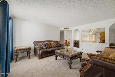 3753 W Dalphin Road, Phoenix, AZ 85051 - Photo 4
