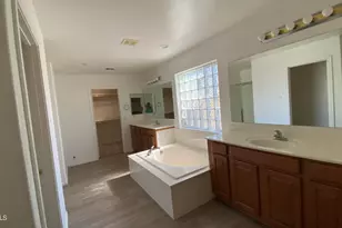 13916 N 135th Dr, Surprise, AZ 85379 - Photo 28