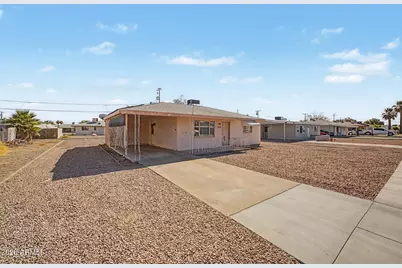 11105 W Iowa Avenue, Youngtown, AZ 85363 - Photo 2