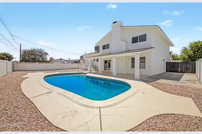 4016 W Solano Drive S, Phoenix, AZ 85019 - Photo 2