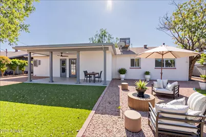 8202 E Piccadilly Road, Scottsdale, AZ 85251 - Photo 6