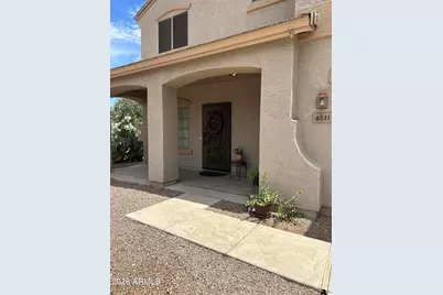 4241 E Winged Foot Place, Chandler, AZ 85249 - Photo 2