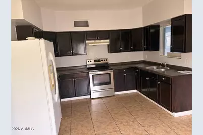 6701 N 60th Avenue, Glendale, AZ 85301 - Photo 10