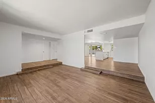 5513 W Tierra Buena Ln, Glendale, AZ 85306 - Photo 8