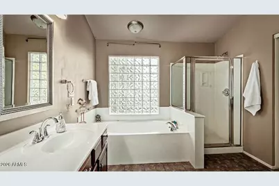 25832 N 67th Lane, Peoria, AZ 85383 - Photo 12