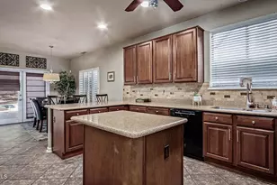 25832 N 67th Ln, Peoria, AZ 85383 - Photo 8