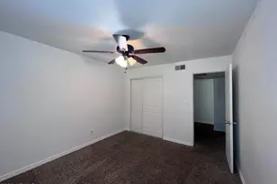 6066 W Golden Ln, Glendale, AZ 85302 - Photo 10