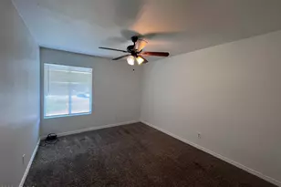 6066 W Golden Ln, Glendale, AZ 85302 - Photo 12