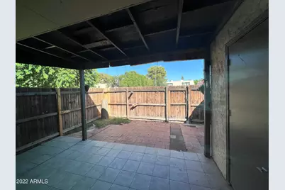6066 W Golden Lane, Glendale, AZ 85302 - Photo 8