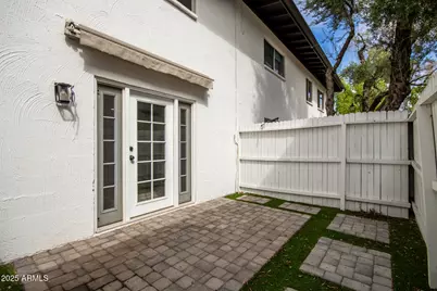3701 E Monterosa Street #Unit 6, Phoenix, AZ 85018 - Photo 18