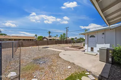 12422 N Cherry Hills Drive E, Sun City, AZ 85351 - Photo 22