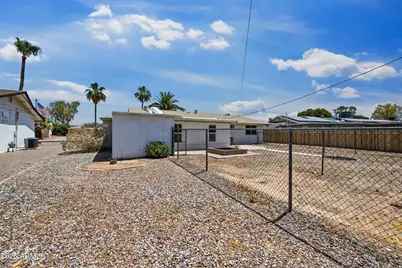 12422 N Cherry Hills Drive E, Sun City, AZ 85351 - Photo 24