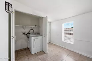 12422 N Cherry Hills Dr E, Sun City, AZ 85351 - Photo 20