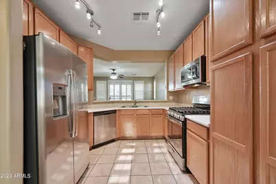 939 S Roanoke Street, Gilbert, AZ 85296 - Photo 14