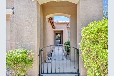 17585 W Cedarwood Lane, Goodyear, AZ 85338 - Photo 8