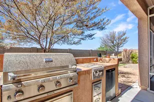 17585 W Cedarwood Ln, Goodyear, AZ 85338 - Photo 38