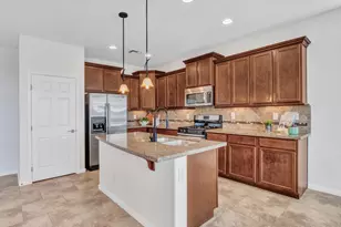 17585 W Cedarwood Ln, Goodyear, AZ 85338 - Photo 20
