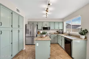 4333 E Brookwood Ct, Phoenix, AZ 85048 - Photo 8