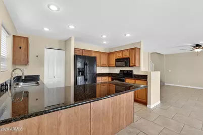 3900 E Rock Drive, San Tan Valley, AZ 85143 - Photo 8