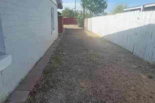 3434 W Monte Vista Rd, Phoenix, AZ 85009 - Photo 4
