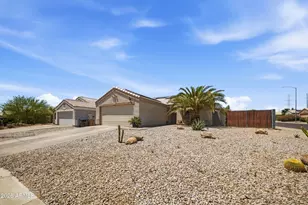 11178 W Las Palmaritas Dr, Peoria, AZ 85345 - Photo 2