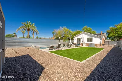 933 E Granada Road, Phoenix, AZ 85006 - Photo 42