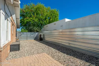 933 E Granada Road, Phoenix, AZ 85006 - Photo 44