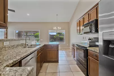 6023 W Blackhawk Drive, Glendale, AZ 85308 - Photo 18