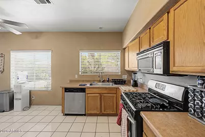 9214 W Hazelwood Street, Phoenix, AZ 85037 - Photo 10