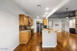 407 W Sagebrush St, Gilbert, AZ 85233 - Photo 24