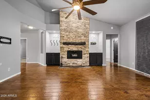 407 W Sagebrush St, Gilbert, AZ 85233 - Photo 4