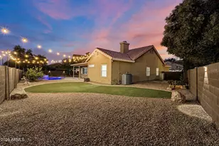 407 W Sagebrush St, Gilbert, AZ 85233 - Photo 46
