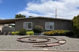1031 N 78th Pl, Scottsdale, AZ 85257 - Photo 2