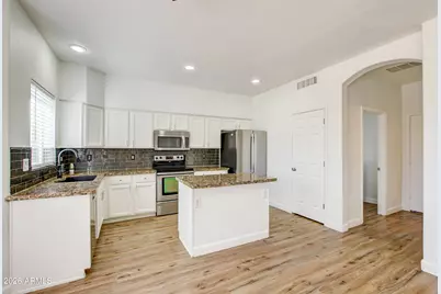 1550 N Sunset Place, Chandler, AZ 85225 - Photo 14