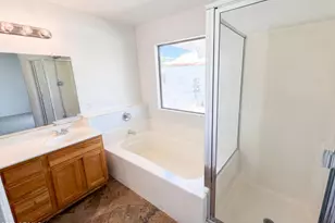 8271 N 112th Ave, Peoria, AZ 85345 - Photo 18