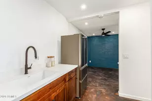 2402 W Weldon Ave, Phoenix, AZ 85015 - Photo 12